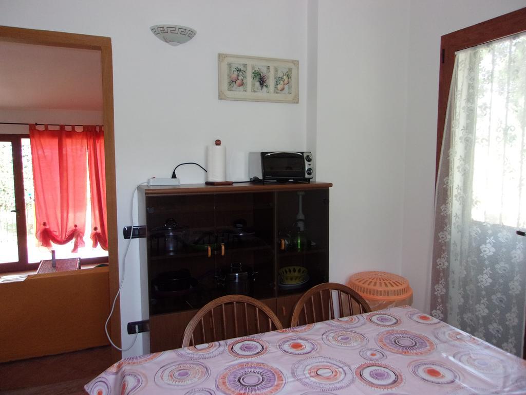 Artistika Golden Apartment Capitana Exterior foto